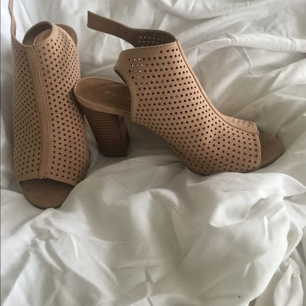 Perforated Madden girl heels